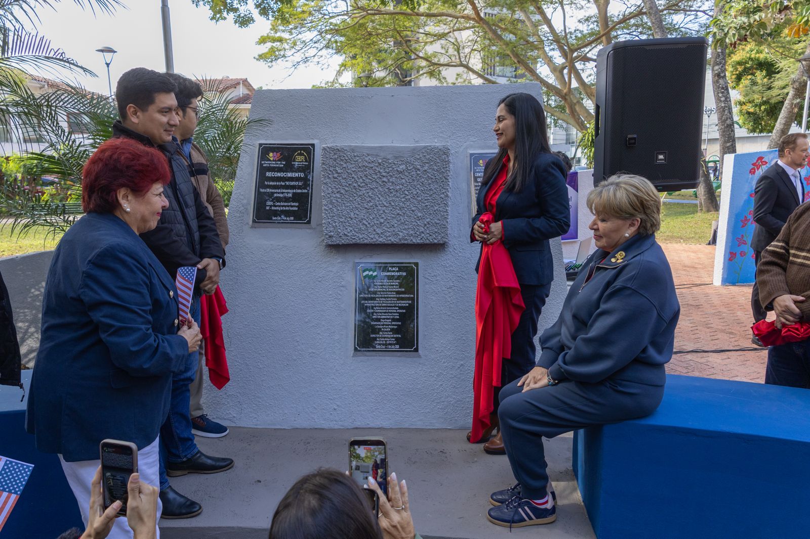 Gobierno Municipal entrega la primera plaza en adopción para impulsar la recuperación de espacios públicos